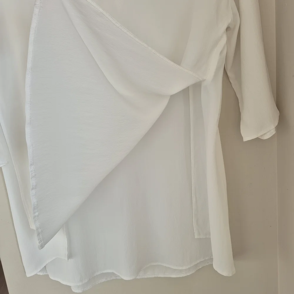 Sportalm White V-neck Multilayer Tunic Blouse NEW - Picture 7 of 11